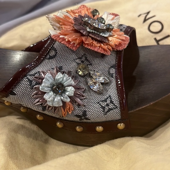 Louis Vuitton clogs - Picture 4 of 4